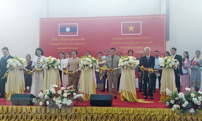 Lào: Khánh thành Nhà đa năng ở tỉnh Savannakhet do Đà Nẵng viện trợ