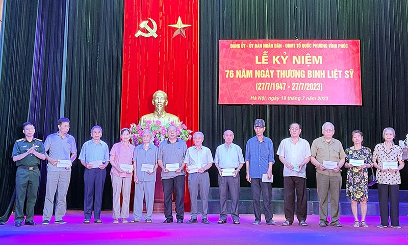 Hà Nội: Phường Vĩnh Phúc tổ chức Lễ kỷ niệm 76 năm Ngày Thương binh liệt sỹ