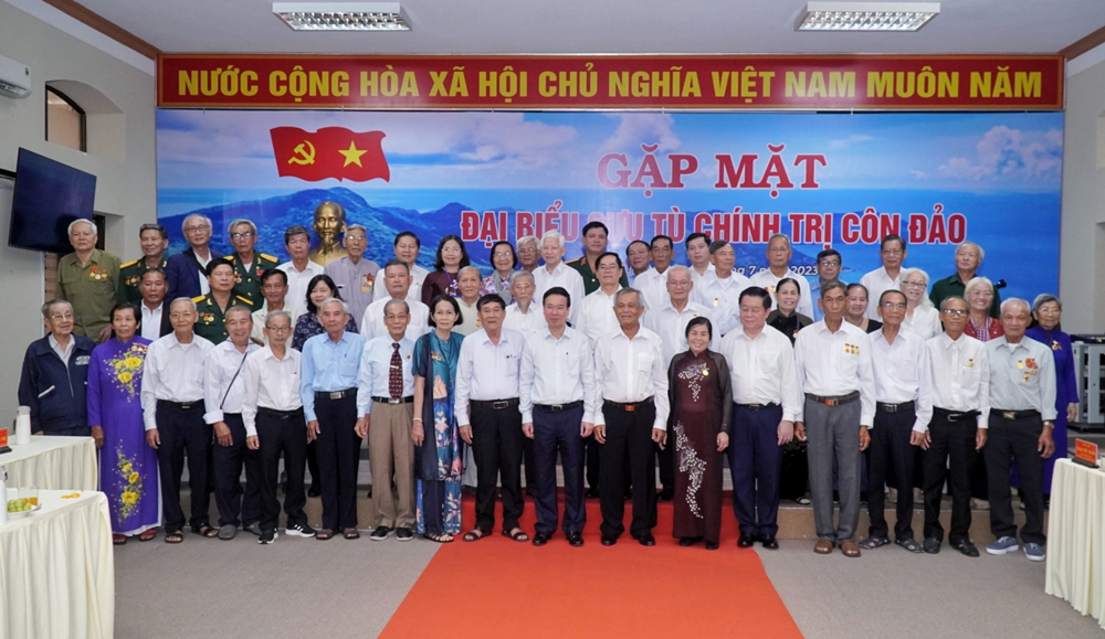 Chủ tịch nước Võ Văn Thưởng gặp mặt cựu tù chính trị Côn Đảo nhân kỷ niệm Ngày thương binh liệt sĩ