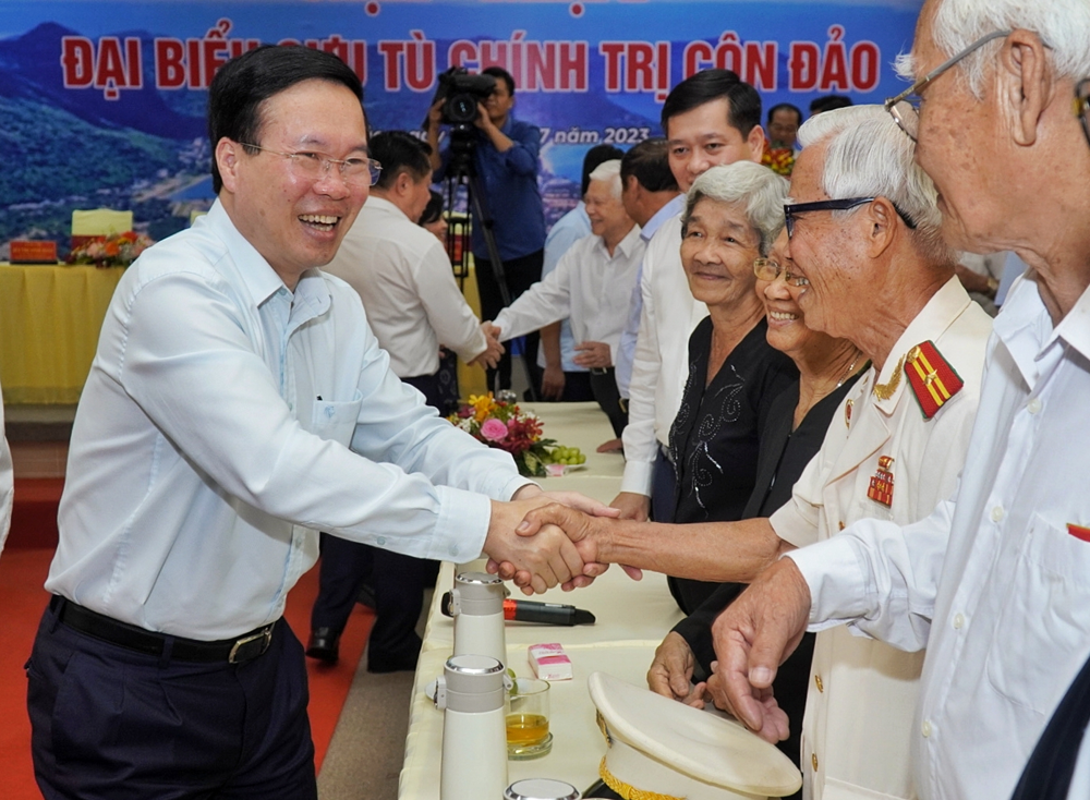 Chủ tịch nước Võ Văn Thưởng gặp mặt cựu tù chính trị Côn Đảo nhân kỷ niệm Ngày thương binh liệt sĩ