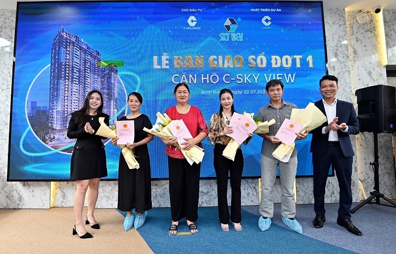 C-Holdings chính thức bàn giao sổ hồng cho cư dân C-Sky View