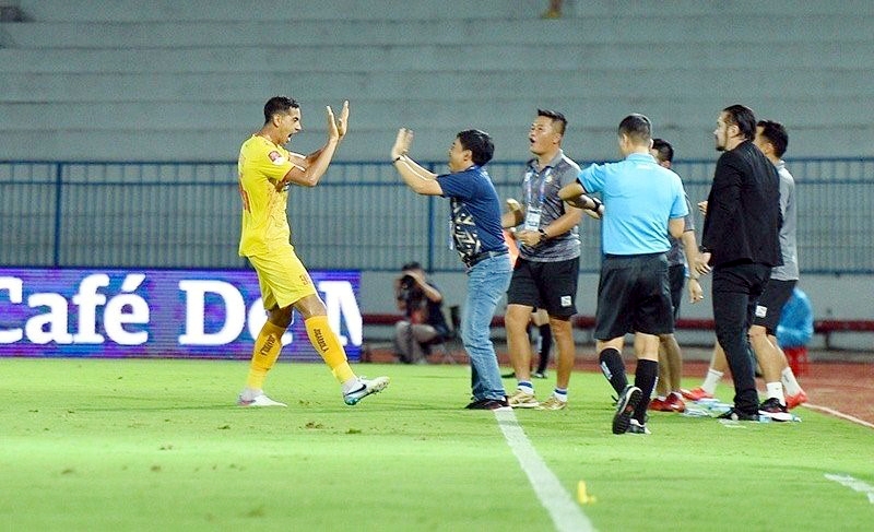 Giành 3 điểm trước CLB Hải Phòng giúp CLB Đông Á Thanh Hóa cắt đứt mạch 5 trận không thắng