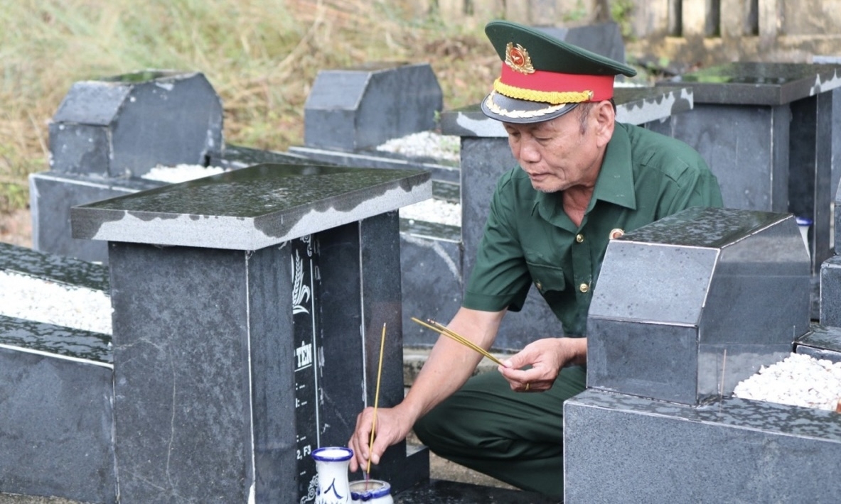 Bình Định: Người lính già hơn 20 năm đi tìm hài cốt đồng đội