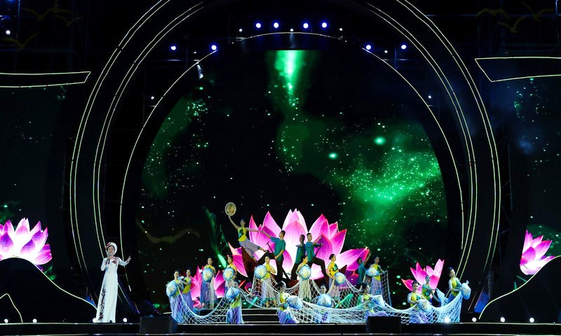 Bế mạc Festival dân ca ví, giặm Nghệ Tĩnh và Hội diễn đàn, hát dân ca 3 miền năm 2023