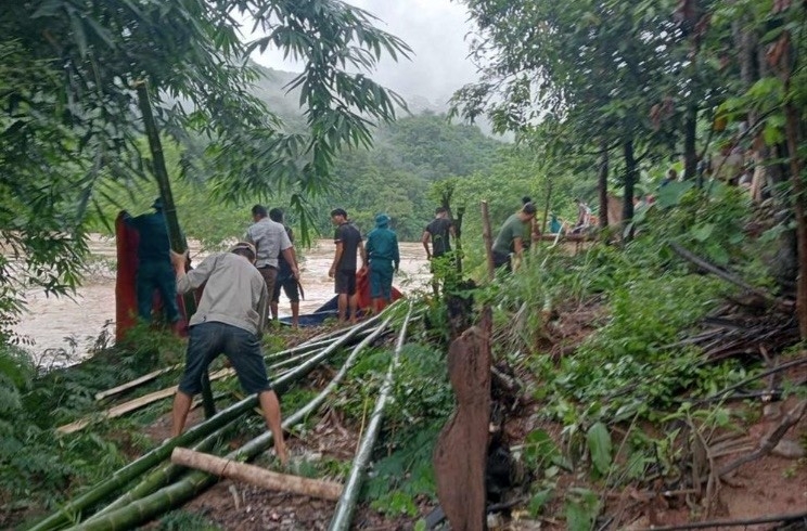 Nghệ An: Mưa lớn làm nhiều xã miền núi sạt lở nghiêm trọng