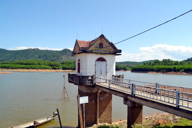 Thừa Thiên - Huế: Kiểm tra an toàn hồ đập thủy lợi trước mùa mưa bão
