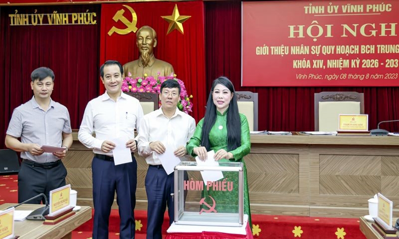 Vĩnh Phúc: Giới thiệu nhân sự quy hoạch Ban Chấp hành Trung ương Đảng khóa XIV