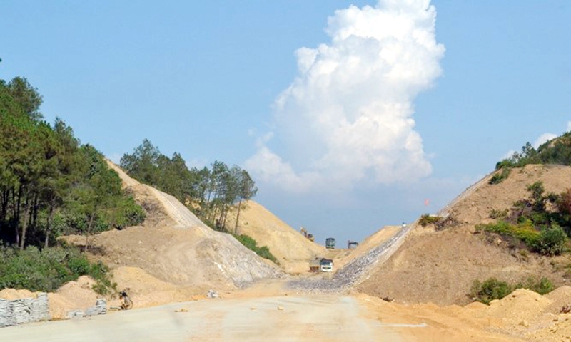 Thừa Thiên - Huế: Cho phép nghiên cứu xây băng tải than từ Lào qua cửa khẩu ở A Lưới