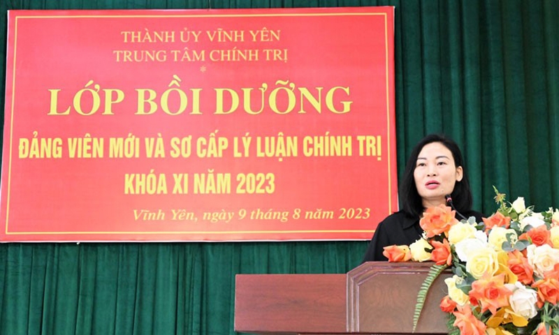 Trung tâm Chính trị thành phố Vĩnh Yên khai giảng lớp bồi dưỡng Đảng viên mới và sơ cấp lý luận chính trị khóa XI
