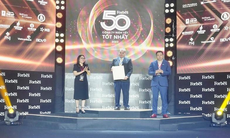Becamex IDC lần thứ 3 liên tiếp được vinh danh Top 50 công ty niêm yết tốt nhất Việt Nam