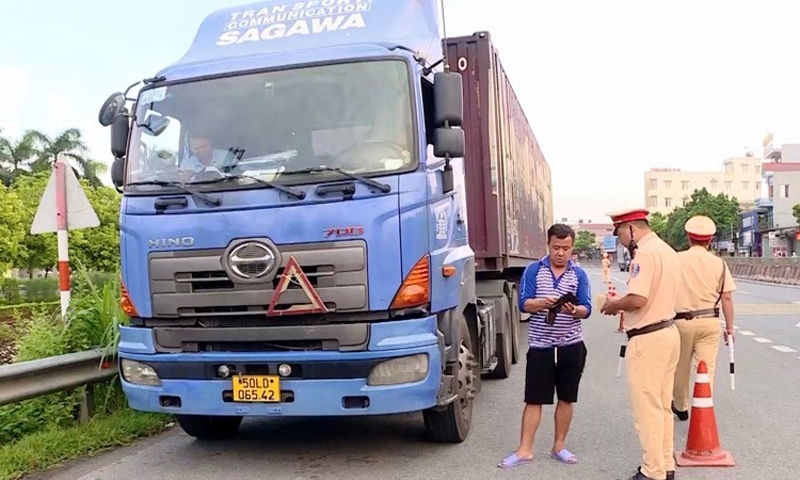 Ninh Bình: Ra quân tổng kiểm soát phương tiện vận tải
