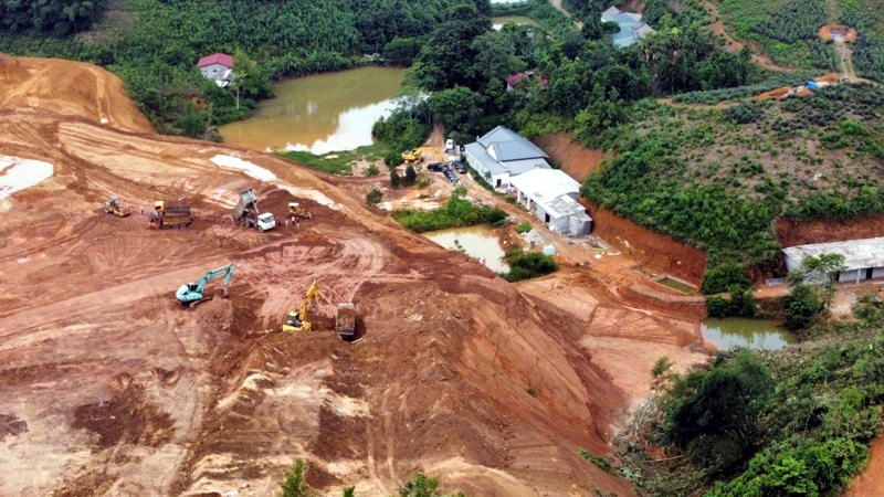 Yên Bái: Vì sao hàng loạt công ty vi phạm xây dựng tại Khu công nghiệp phía Nam không được ngăn chặn?