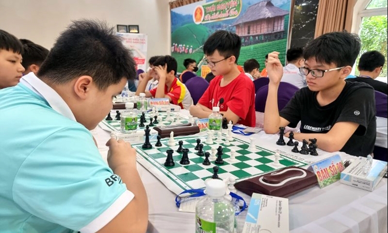 Thái Nguyên: 446 kỳ thủ tham dự Giải Vô địch Cờ vua trẻ xuất sắc quốc gia năm 2023
