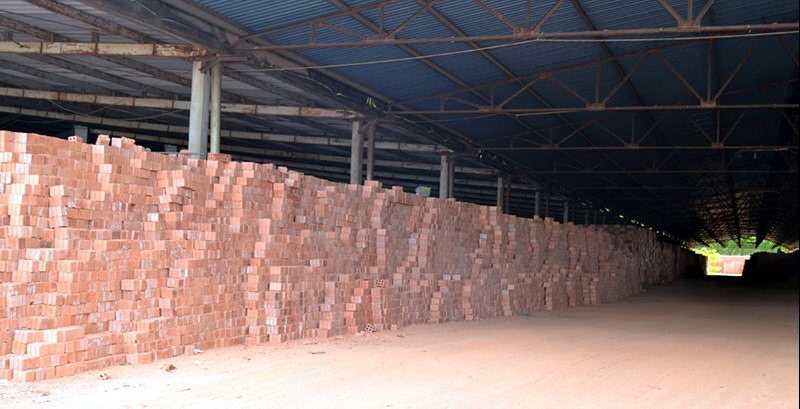 Thừa Thiên – Huế: Nhiều nhà máy sản xuất gạch tuynel điêu đứng vì hàng tồn kho quá lớn