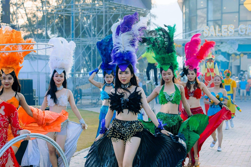 Có gì tại đại nhạc hội Let’s Charm Fest 2023