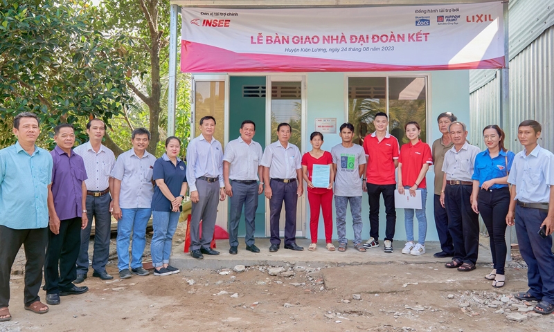 Xi măng INSEE tiếp tục giao nhà đại đoàn kết tại huyện Kiên Lương, tỉnh Kiên Giang