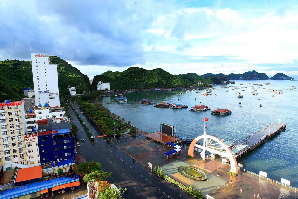 Du lịch biển đảo Hải Phòng, Quảng Nam đón hàng vạn lượt khách