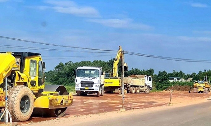 Phú Thọ: Đẩy nhanh tiến độ thi công tuyến đường nối đường tỉnh 325B với đường Hồ Chí Minh