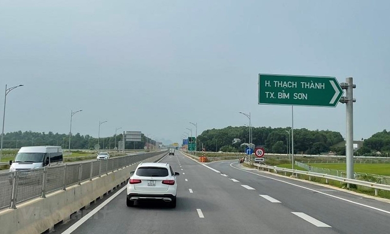 Bộ GTVT: Đã nối dài được hơn 1.000km dự án đường cao tốc Bắc-Nam