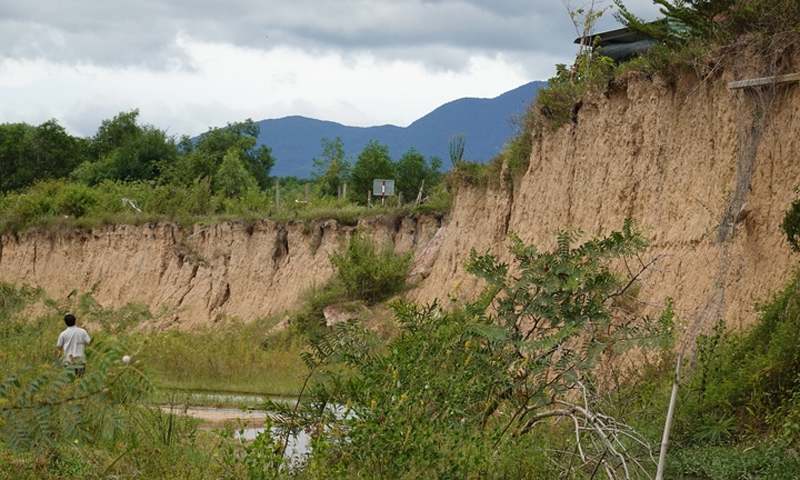 Vân Canh (Bình Định): Bảo vệ thi công phương án chỉnh trị dòng chảy để hạn chế sạt lở sông Hà Thanh