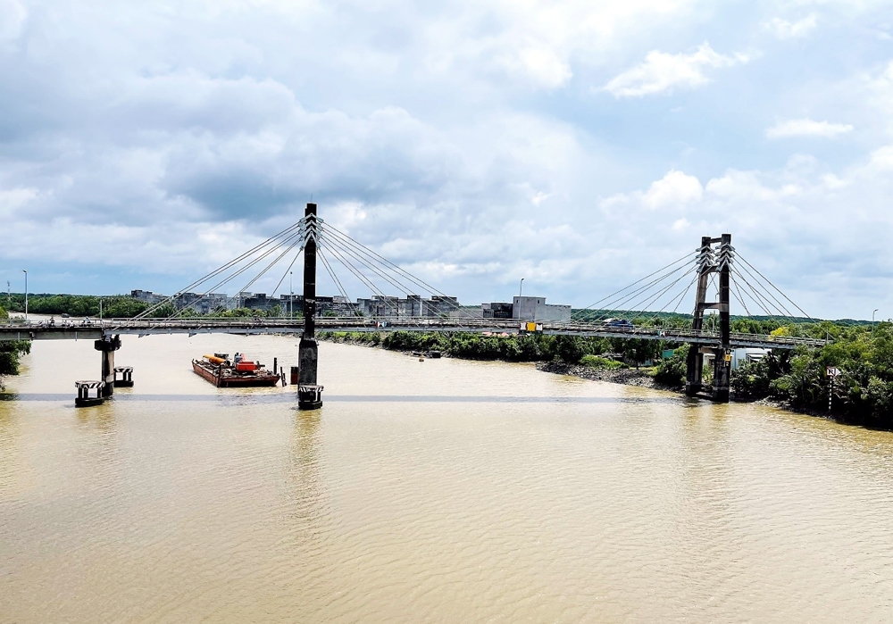 Thành phố Hồ Chí Minh đưa vào sử dụng cầu Vàm Sát 2