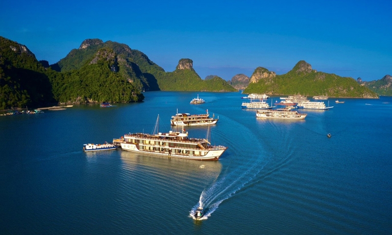 Vịnh Hạ Long – Quần đảo Cát Bà được UNESCO công nhận là Di sản thiên nhiên thế giới
