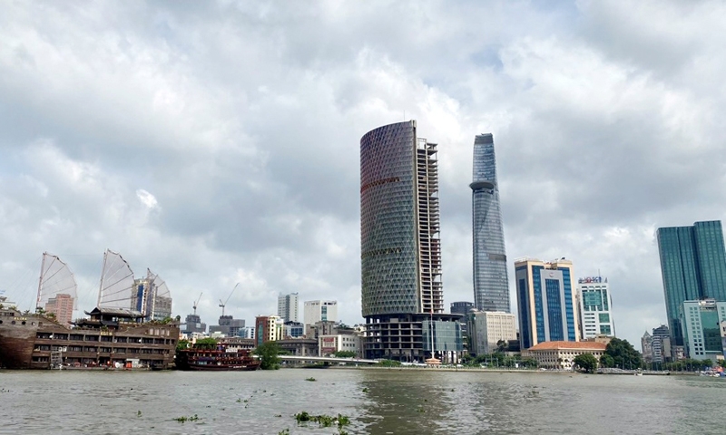 Thành phố Hồ Chí Minh nghiên cứu, hạn chế tối đa nhà cao tầng ven sông