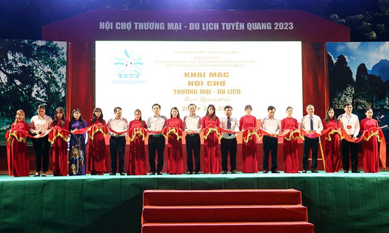 Tuyên Quang: Khai mạc Hội chợ thương mại - du lịch năm 2023