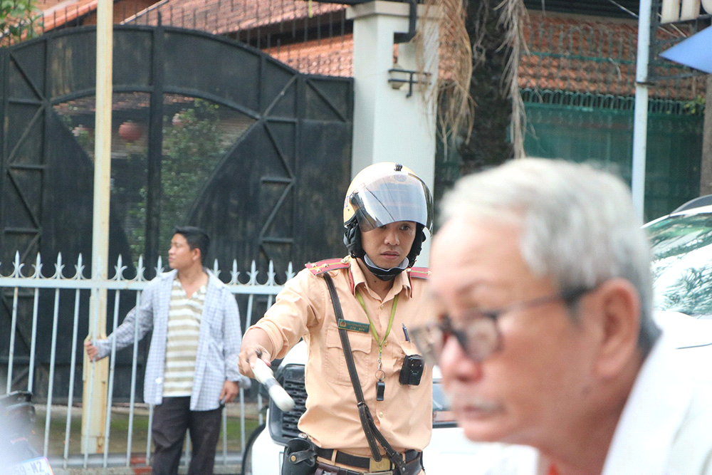 Thành phố Hồ Chí Minh: Cận cảnh đổ nát tan hoang vụ sập nhà 4 tầng