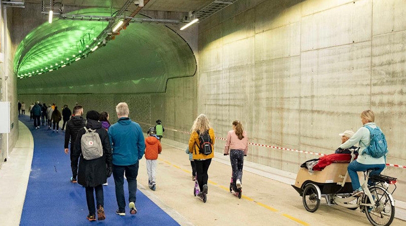 Bí mật của đường hầm xe đạp thú vị nhất thế giới