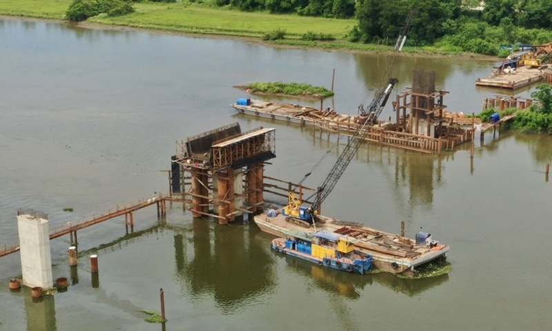 Khẩn trương triển khai dự án xây dựng cầu vượt sông Đáy nối Ninh Bình – Nam Định