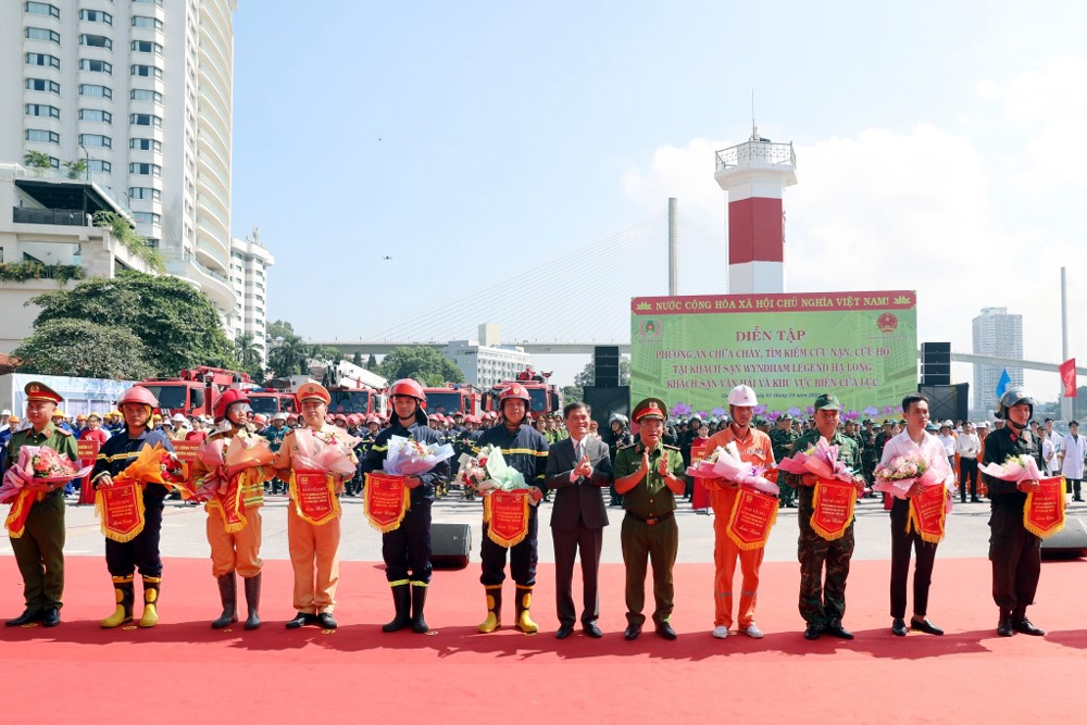 Quảng Ninh: Diễn tập phòng cháy chữa cháy và cứu nạn, cứu hộ quy mô lớn cấp Bộ
