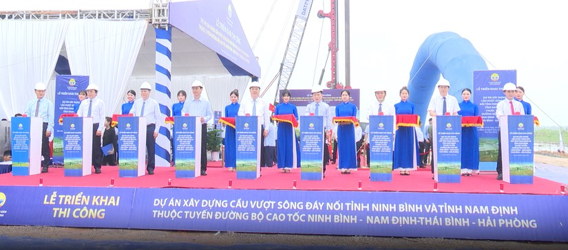 Khởi công cầu vượt sông Đáy trên cao tốc Ninh Bình – Nam Định