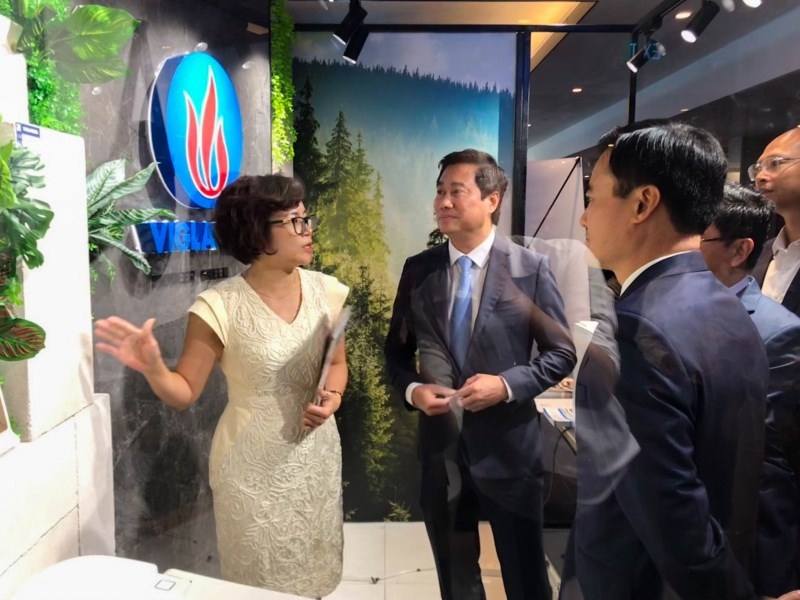 Viglacera tham dự Tuần lễ công trình xanh Việt Nam 2023 với vật liệu mới – Đá nung kết thương hiệu Vasta Stone