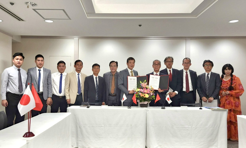 Báo Xây dựng tiếp tục hợp tác với Báo Tin tức Xây dựng và kỹ thuật Nhật Bản
