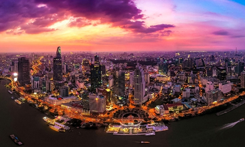 Thành phố Hồ Chí Minh triển khai Đề án phát triển kè sông và kinh tế dịch vụ ven sông