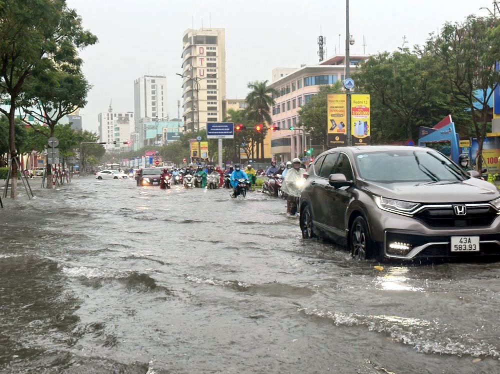 Đà Nẵng: Tiếp tục tăng cường triển khai các giải pháp phòng chống ngập trong mùa mưa năm 2023