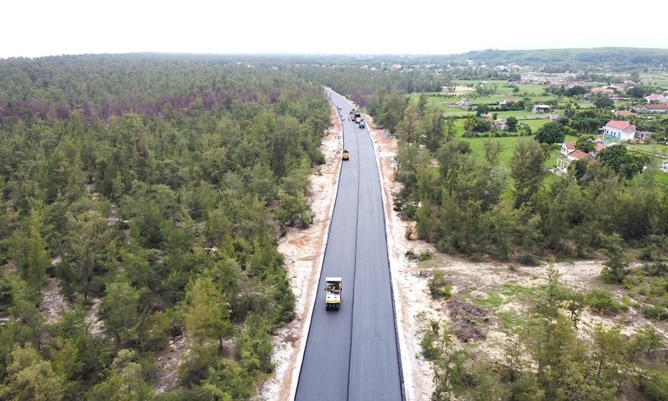 Quảng Ngãi: Dùng 100 tỷ tiết kiệm để xây dựng thêm 5,8km đường