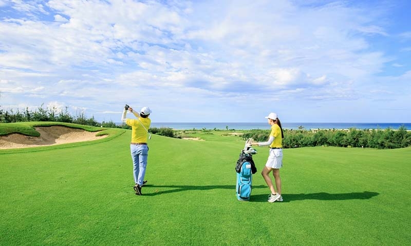 Ngành golf đang mang lại nhiều nguồn lợi kinh tế và cơ hội việc làm cho Việt Nam