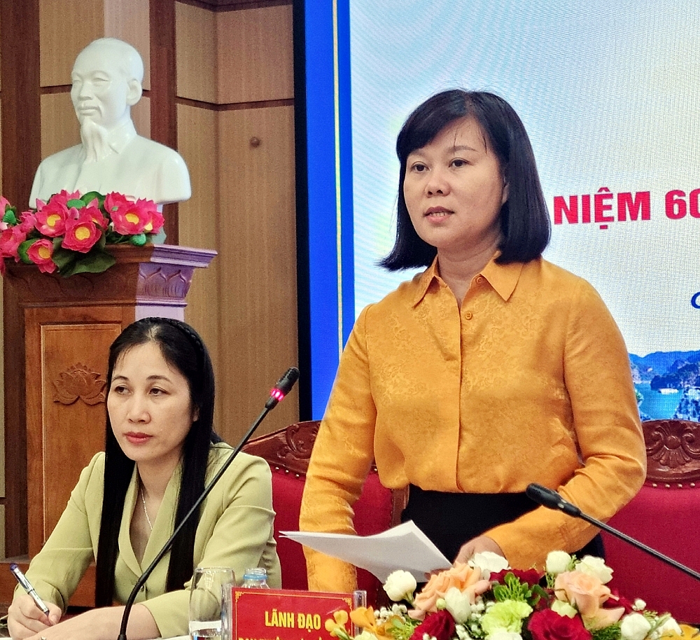 Bắn pháo hoa kỷ niệm 60 năm Ngày thành lập tỉnh Quảng Ninh