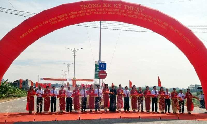 Thành phố Thái Nguyên: Thông xe kỹ thuật đường Bắc Nam và cầu Huống Thượng, đường Huống Thượng - Chùa Hang