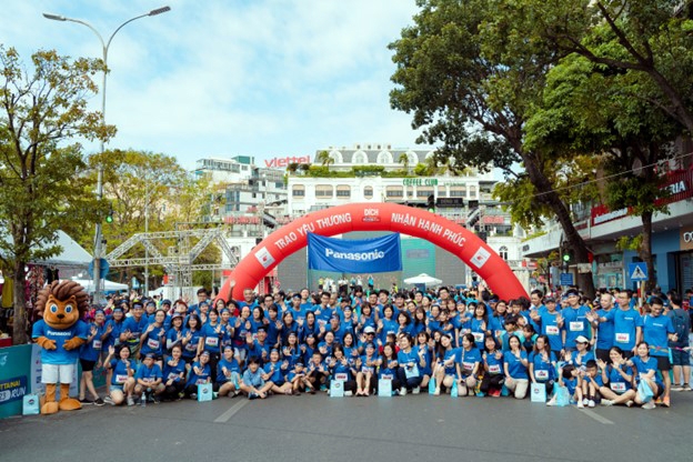 Ban lãnh đạo và nhân viên Panasonic lan tỏa tinh thần sống xanh, bền vững tới cộng đồng tại Ngày hội Mottainai