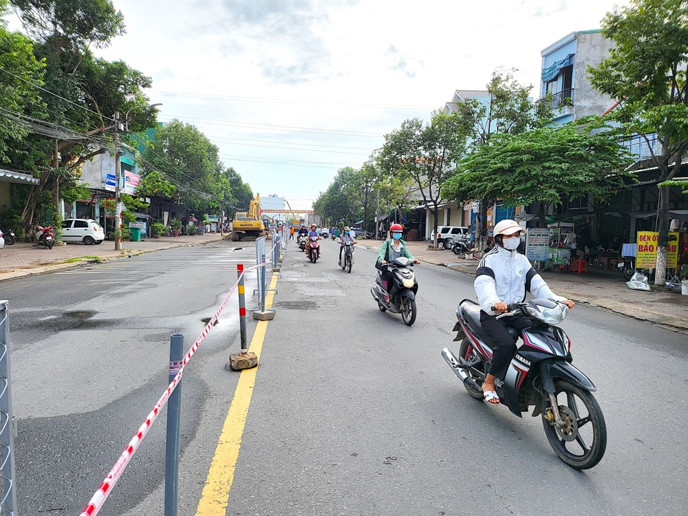 Chủ tịch UBND tỉnh Quảng Ngãi làm việc với UBND thành phố Quảng Ngãi