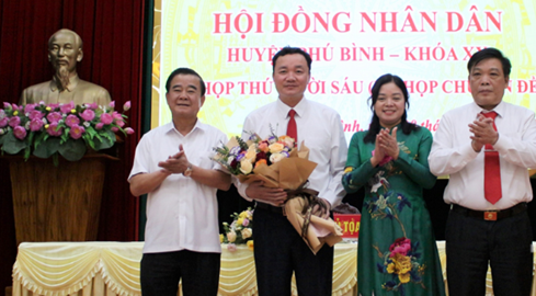 Thái Nguyên: Ông Lê Thanh Sơn được bầu giữ chức vụ Chủ tịch UBND huyện Phú Bình