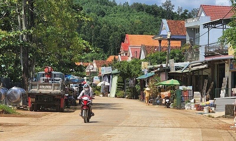 Bình Định: Hoài Ân thêm một xã nghèo về đích nông thôn mới