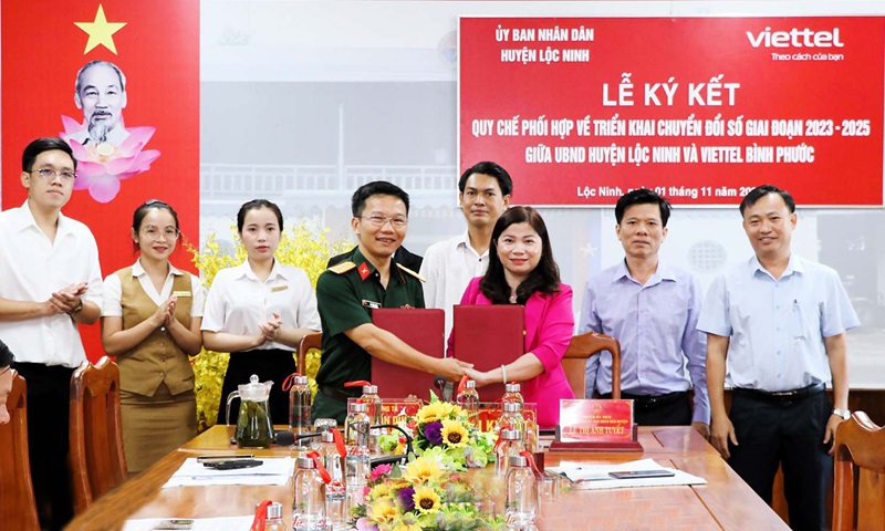 Bình Phước: Viettel ký kết phối hợp chuyển đổi số với huyện Lộc Ninh