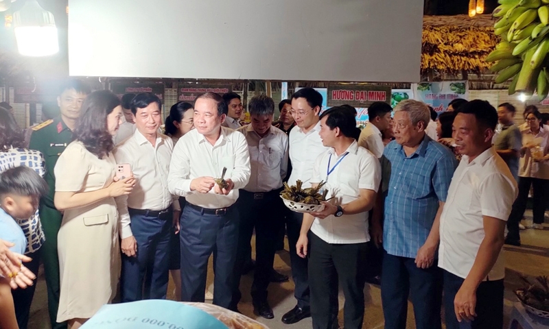 Yên Bình (Yên Bái): Tổ chức Ngày hội khám phá danh thắng quốc gia Hồ Thác Bà và sản vật bưởi Đại Minh năm 2023