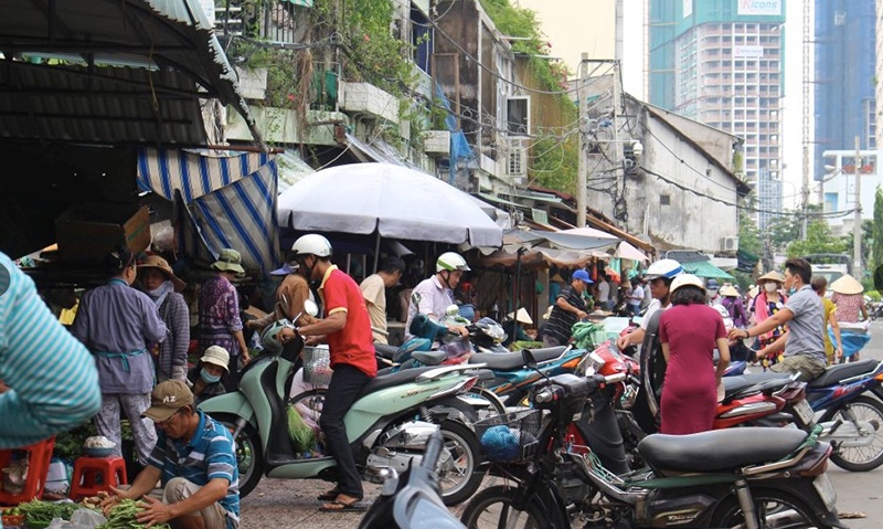 Thành phố Hồ Chí Minh tăng cường xử lý vi phạm quy định quản lý, khai thác kết cấu hạ tầng giao thông đường bộ