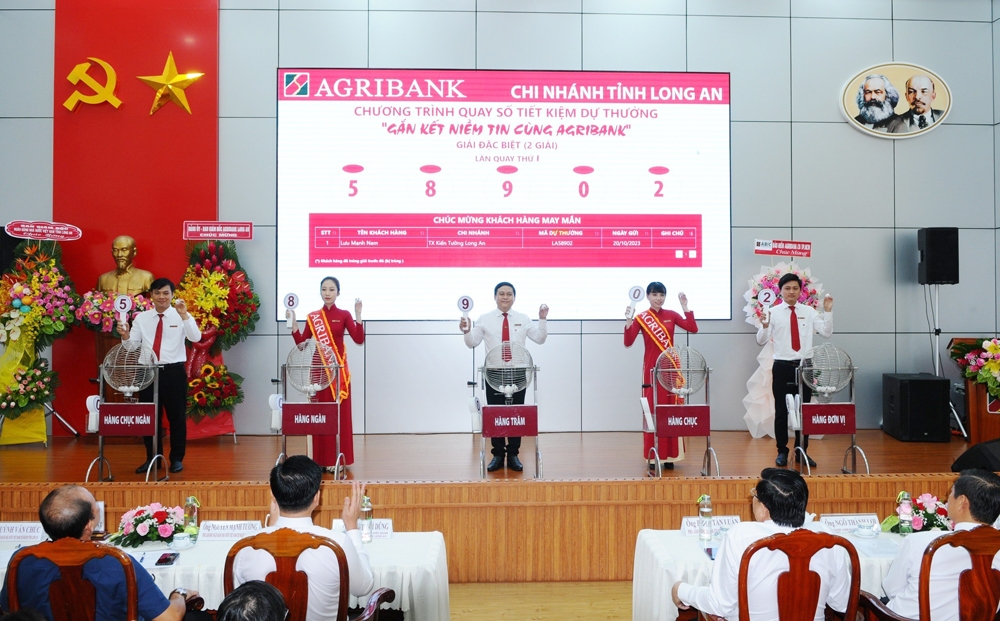 Agribank Chi nhánh tỉnh Long An: Gửi tiết kiệm trúng 300 triệu đồng