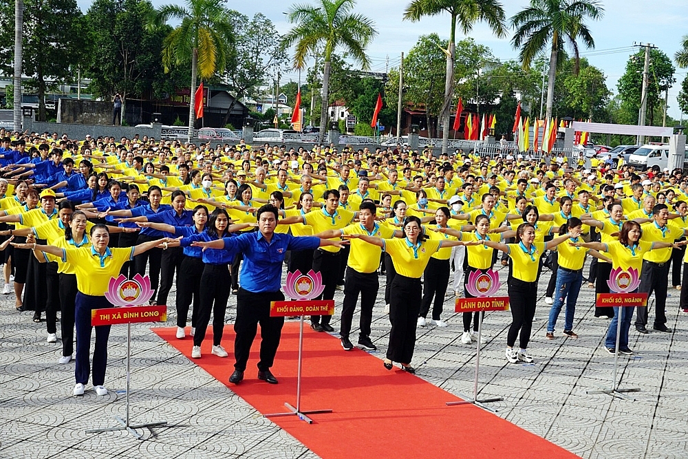 Bình Phước: 1.500 người đồng diễn chào mừng Ngày hội cán bộ mặt trận khu dân cư cấp tỉnh năm 2023